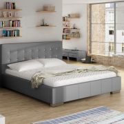 łóżka drewniane tapicerowane